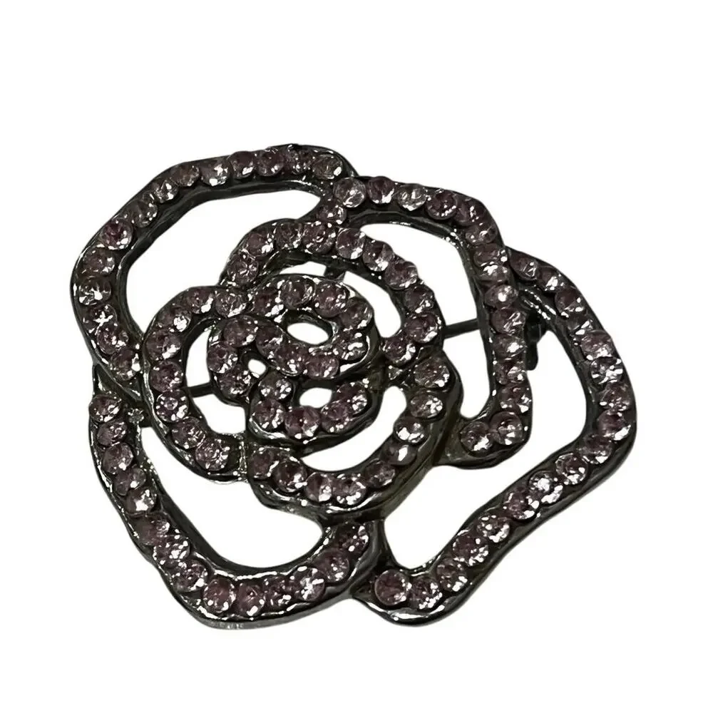 Vintage Pink Rhinestone Rose Brooch – Silver Tone| Sparkling Floral Pin | EUC 🌸